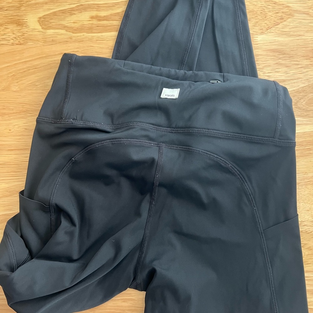 Vuori Stride Leggings - Picture 4 of 4